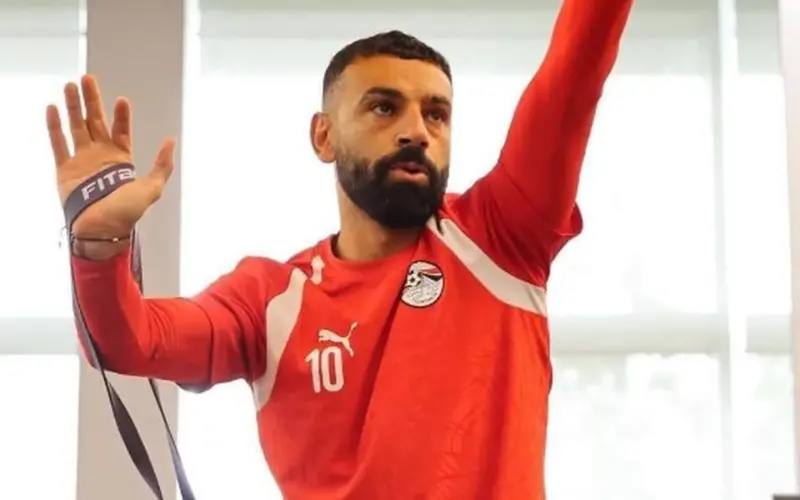 نادي أوروبي عريق يزاحم بشكتاش لخطف محمد صلاح في مفاجأة مدوية